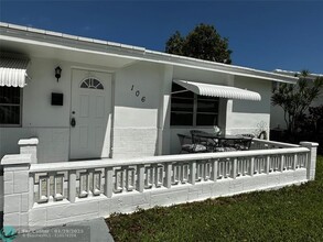 106 SW 9th St in Boynton Beach, FL - Building Photo - Building Photo