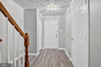 3231 Halcyon Ct in Ellicott City, MD - Building Photo - Building Photo