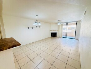 1125 E Broadway Rd in Tempe, AZ - Building Photo - Building Photo