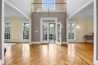5 Country Ln in Mamaroneck, NY - Building Photo - Building Photo