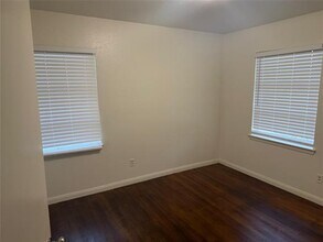 10841 Ruth Ann Dr in Dallas, TX - Building Photo - Building Photo