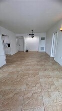 2829 Indian Creek Dr in Miami Beach, FL - Building Photo - Building Photo