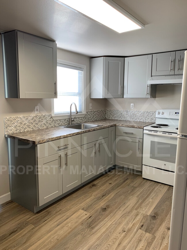 1215 Landon Ave in Yakima, WA - Building Photo - Building Photo