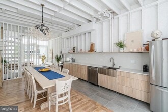 732 Mercy St in Philadelphia, PA - Building Photo - Building Photo