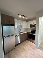 104 Pinecrest Dr in Dartmouth, NS - Building Photo - Building Photo