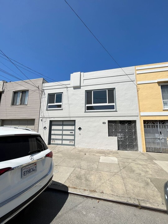 1389 42nd Ave in San Francisco, CA - Building Photo