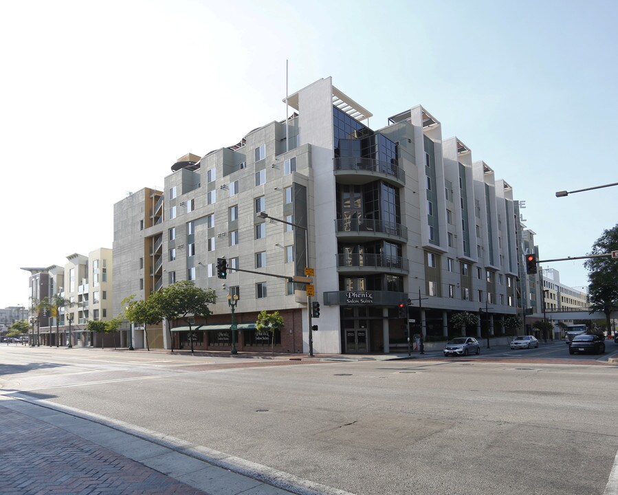 Eleve in Glendale, CA - Foto de edificio