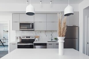 1531 Stittsville Main St in Ottawa, ON - Building Photo