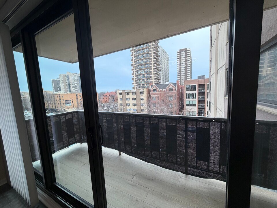 6150 N Kenmore Ave, Unit 5D in Chicago, IL - Foto de edificio