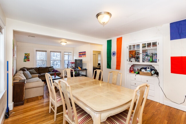 property at 186 Calumet St