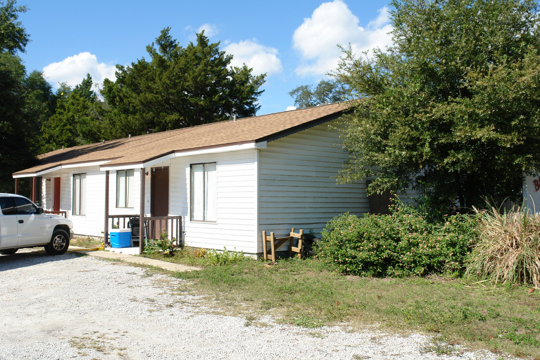 129 Bayou View Dr in Fort Walton Beach, FL - Building Photo