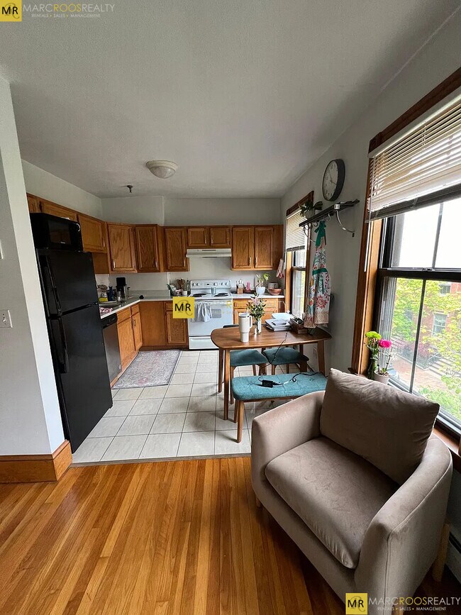 22 Hanson St in Boston, MA - Building Photo - Building Photo