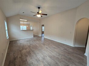 456 Buena Vista Wy in Prattville, AL - Foto de edificio - Building Photo