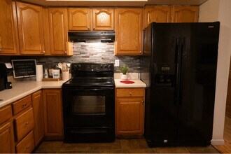 206 Libby Ln in Charleston, WV - Building Photo - Building Photo