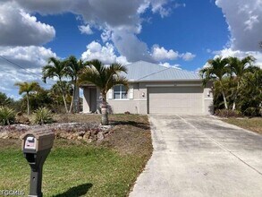 2637 NW 1st St in Cape Coral, FL - Foto de edificio - Building Photo