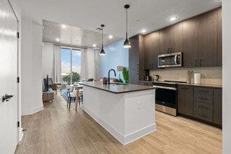 605 N 12th St in Tampa, FL - Building Photo - Building Photo