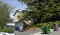 2050 Ascot Dr in Moraga, CA - Building Photo - Building Photo