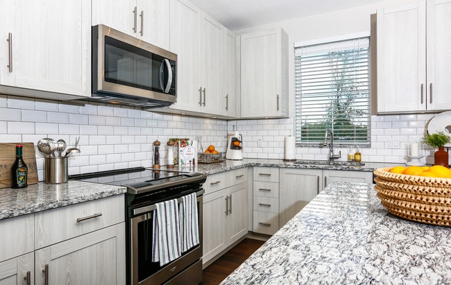 Bell Trelago in Maitland, FL - Building Photo - Interior Photo