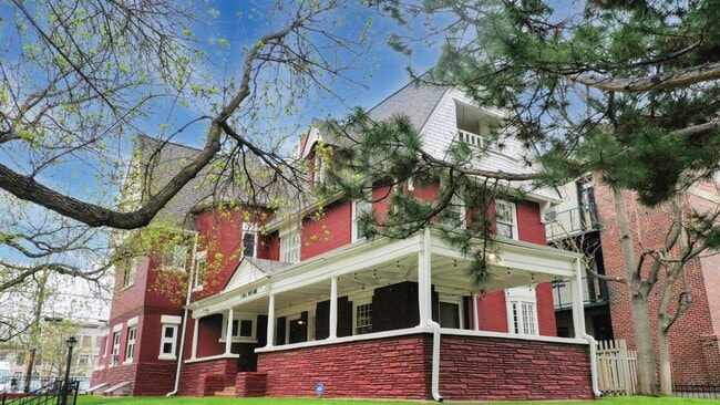 property at 1100 E 16th Ave