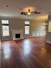 323 Thornbush Ct in Greer, SC - Building Photo - Building Photo