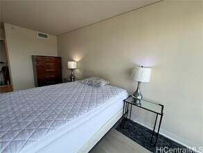 1296 Kapiolani Blvd in Honolulu, HI - Building Photo - Building Photo
