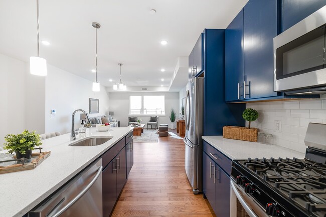 502 Cecil B Moore Ave, Unit D