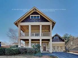 2350 Bouldercliff Way SE in Atlanta, GA - Building Photo