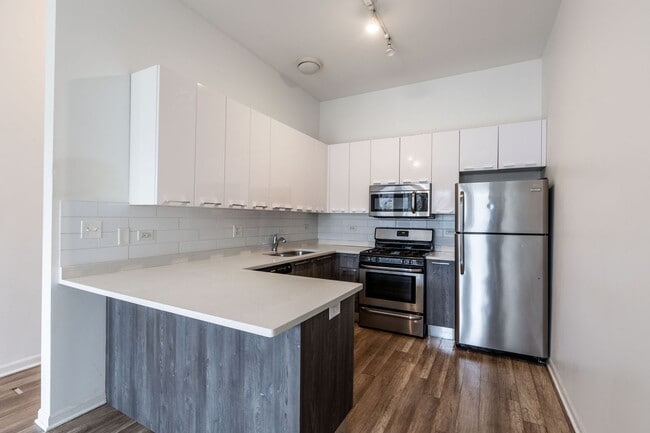 property at 2700 W North Ave