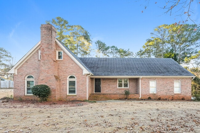 2481 Old Salem Cir SE