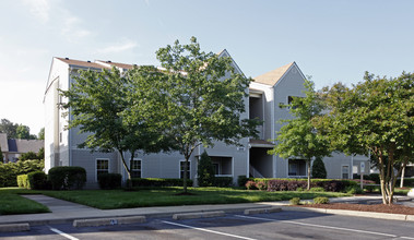 Wellesley Woods Apartment Homes in Newport News, VA - Building Photo - Building Photo