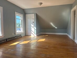 4 Adams St in Lynn, MA - Building Photo - Building Photo