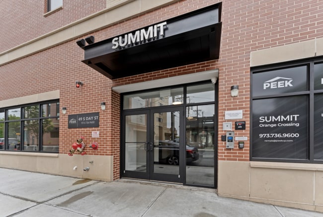 49 S Day St in Orange, NJ - Building Photo - Building Photo