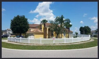 7438 Victoria Cir in Orlando, FL - Building Photo