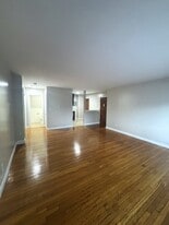 580 Bridge St, Unit 28 in Weymouth, MA - Building Photo