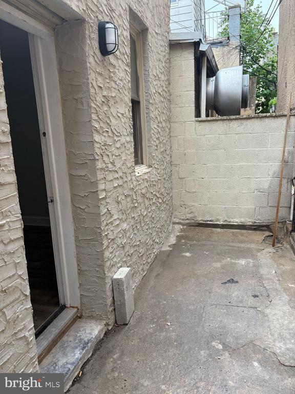property at 1535 S 10th St