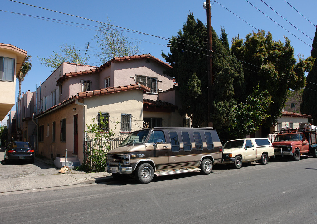 608 North Kingsley Drive in Los Angeles, CA - Building Photo