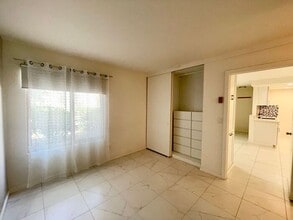 6036 Rancho Mission Rd in San Diego, CA - Building Photo - Building Photo