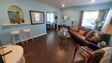 110 N Crest Ave in Clearwater, FL - Building Photo - Building Photo