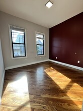 735 Garfield Ave, Unit 3B in Jersey City, NJ - Foto de edificio - Building Photo