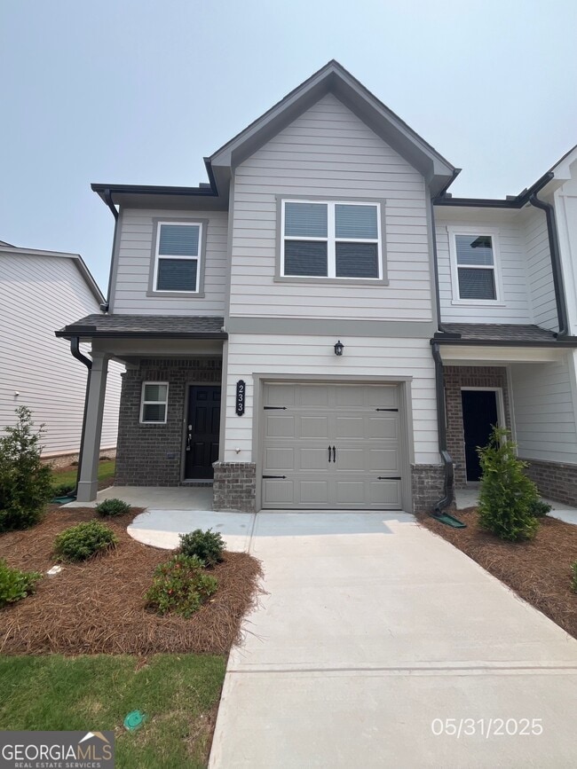 property at 233 Kenoot Dr