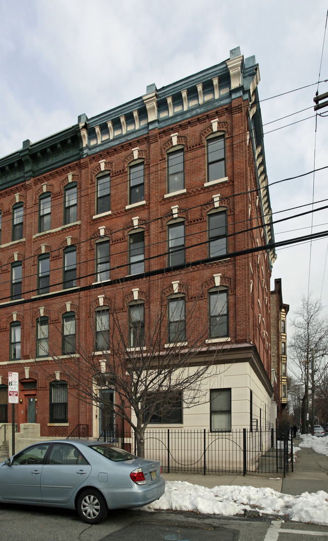 48 Bright St in Jersey City, NJ - Building Photo - Building Photo