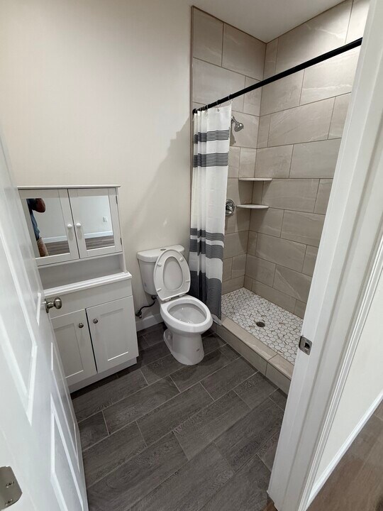 760 N Olive St, Unit C in Anaheim, CA - Building Photo