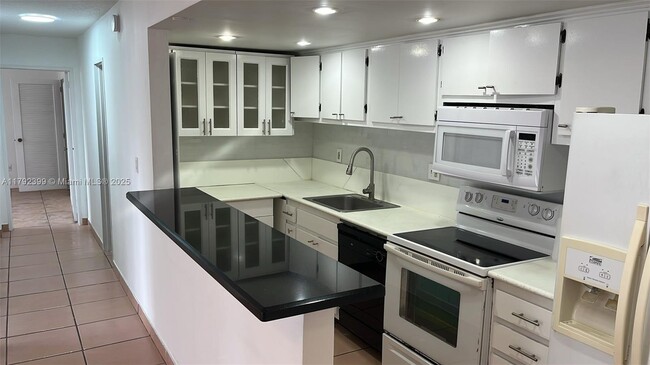 4430 NW 79th Ave, Unit 1D in Doral, FL - Building Photo - Building Photo