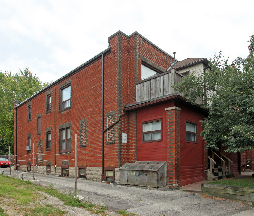 Dawes Road Apartments in Toronto, ON - Building Photo