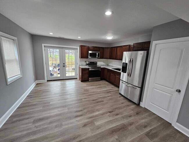 310 Magnolia Ter in Baltimore, MD - Building Photo - Building Photo