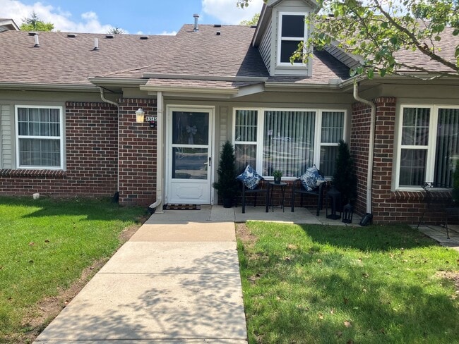 American House Village of Rochester Hills in Rochester, MI - Building Photo - Building Photo