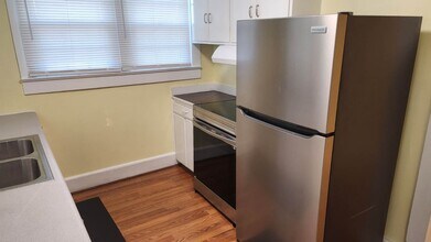 214 Cross Roads Dr in Seneca, SC - Building Photo - Building Photo