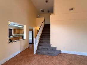 3326 Amberfield Cir in Stockton, CA - Foto de edificio - Building Photo