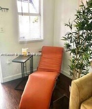 210 NE 110th St in Miami, FL - Building Photo - Building Photo