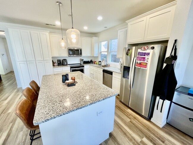 2641 Frazier Ave in Fort Worth, TX - Building Photo - Building Photo